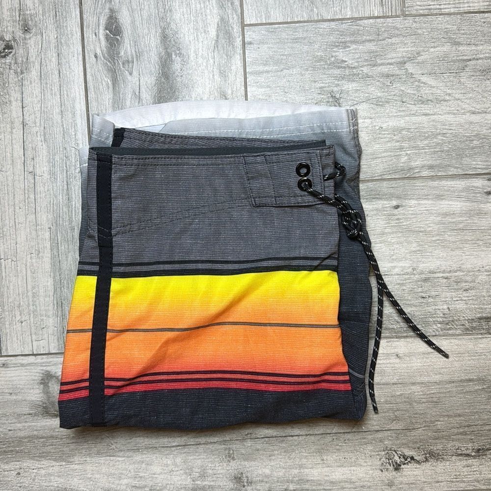 Goodfellow Mens Striped Swim Rapido Boardshorts Gray Yellow & Orange Size W33